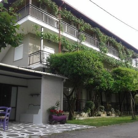 Helena Apartments Paralia Pantaleimonos Exterior foto